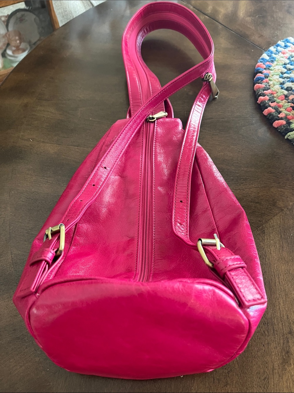HOBO 'Kiley' Fuchsia Sling Convertible Leather Backpack. Very light weight! - Picture 7 of 7